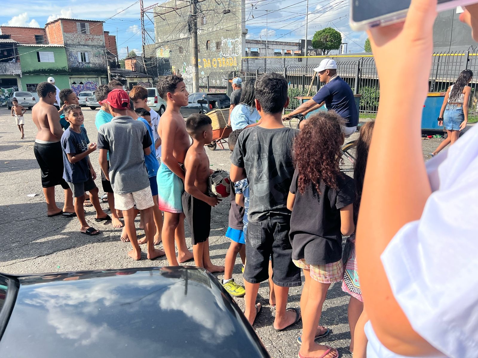 Momento de renovação de esperança e alegria no evento de Páscoa do instituto